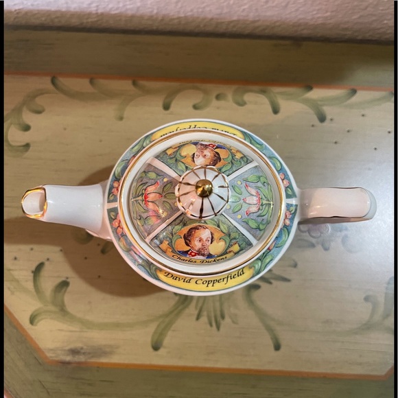 Vintage Sadler Teapot - Picture 7 of 7